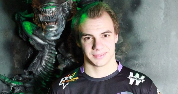 maverick met fin a sa carriere