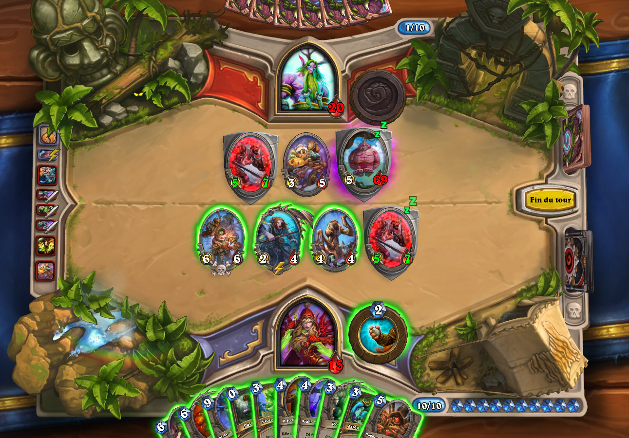 Vous devez détruire Piñata Golem à l'aide du joueur adverse