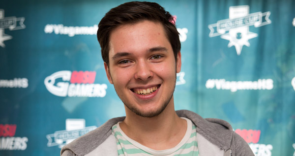 trolden travaille desormais comme community manager chez blizzard