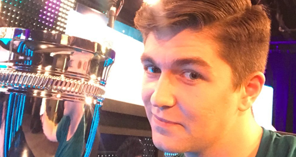 alec dawson quitte hearthstone pour un autre projet blizzard